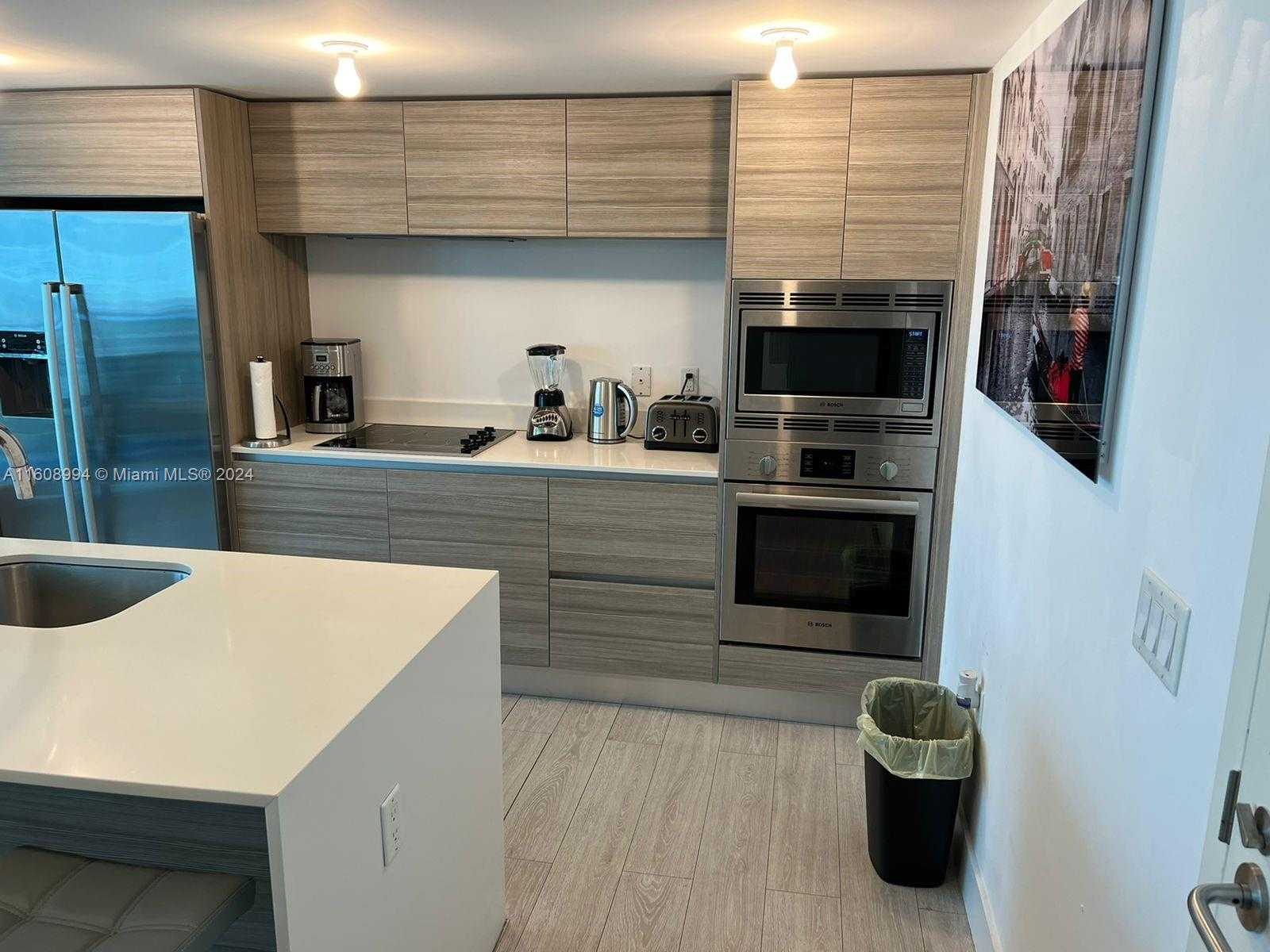 Small Image of 6620 INDIAN CREEK DR #402, Miami Beach Number 21
