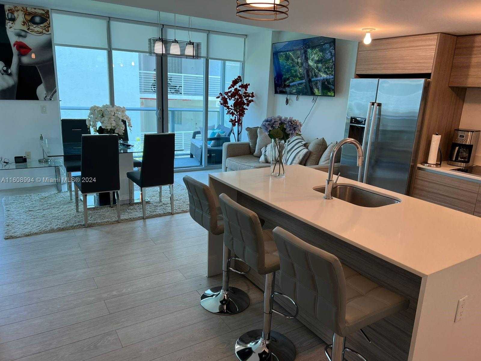 Small Image of 6620 INDIAN CREEK DR #402, Miami Beach Number 23