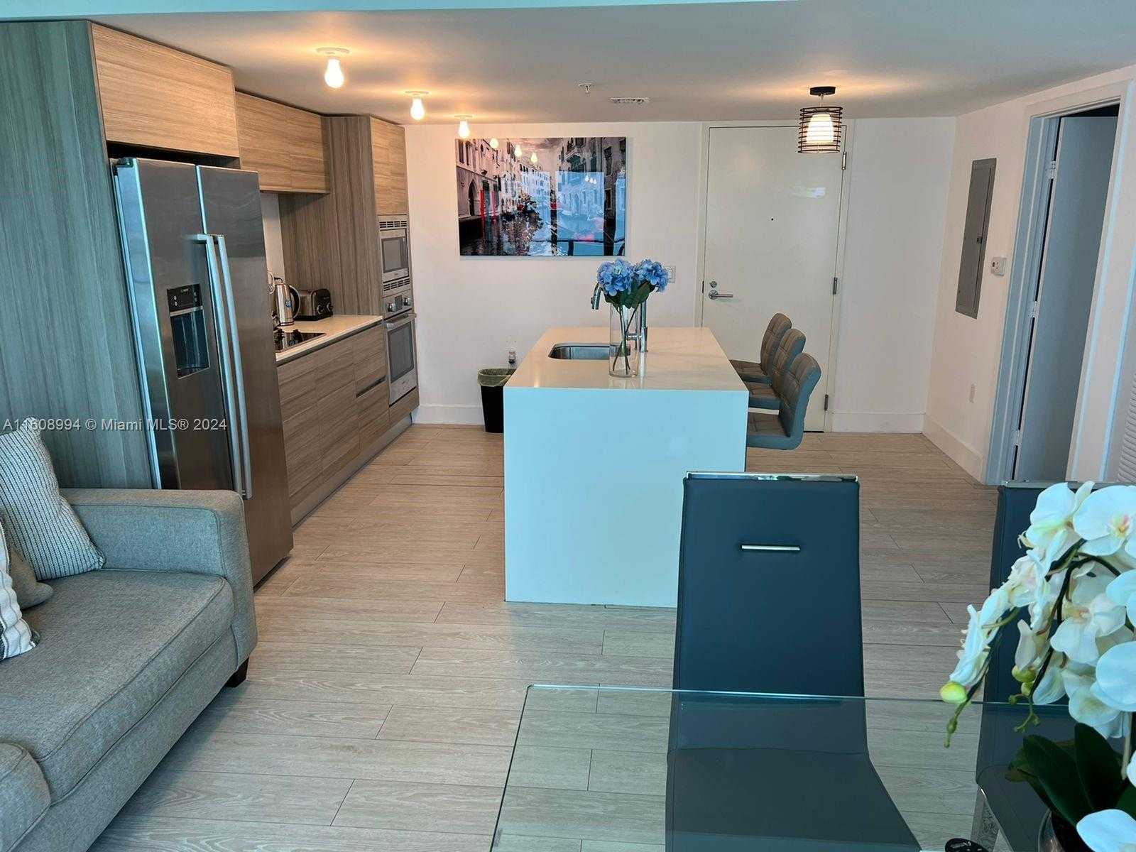 Small Image of 6620 INDIAN CREEK DR #402, Miami Beach Number 25