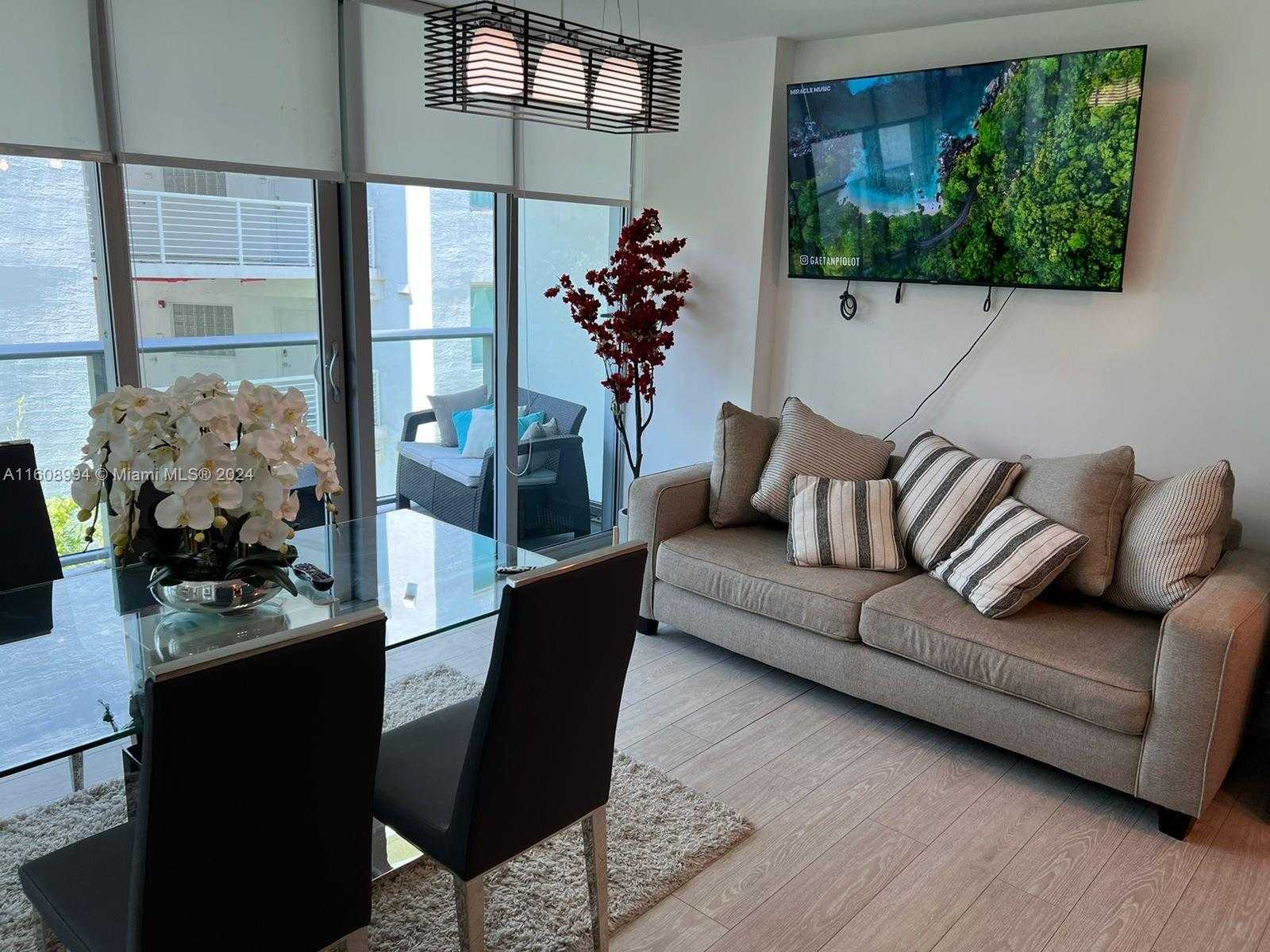 Small Image of 6620 INDIAN CREEK DR #402, Miami Beach Number 5
