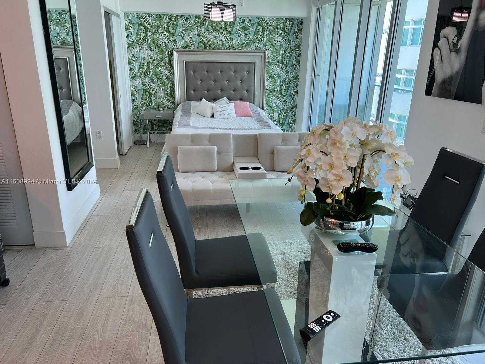Small Image of 6620 INDIAN CREEK DR #402, Miami Beach Number 9