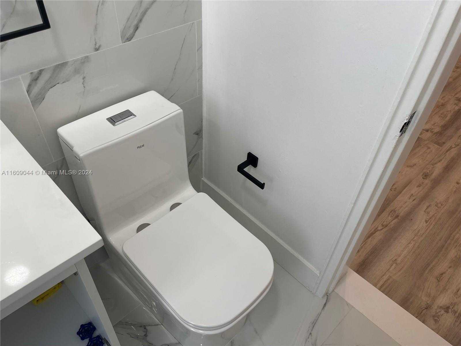 Small Image of 730 12TH ST #10, Miami Beach Number 29