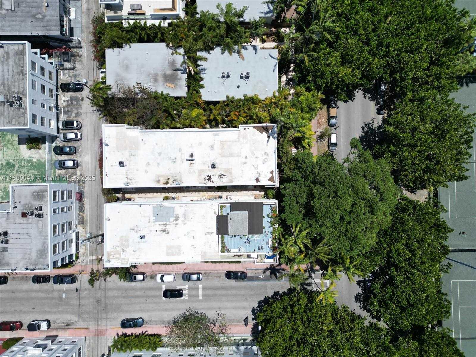 Small Image of 730 12TH ST #10, Miami Beach Number 3