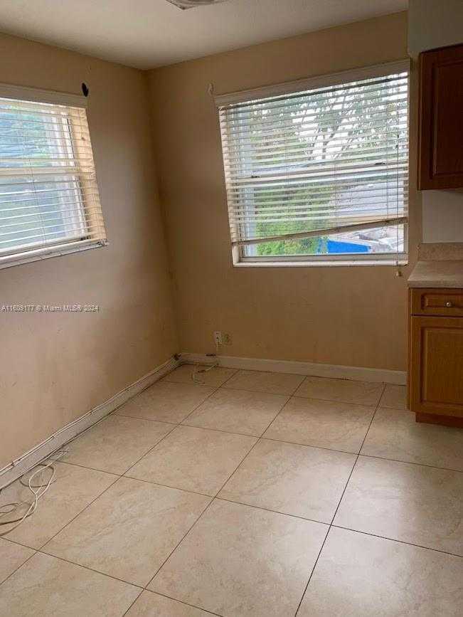 Small Image of 2200 Taylor St, Hollywood, FL 33020, USA Number 15