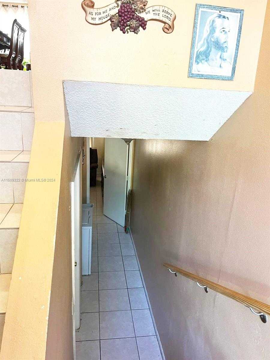 Imagen de Pequeño Objeto