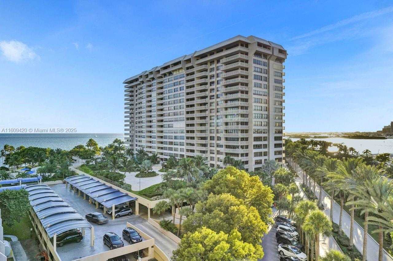 Small Image of 3 GROVE ISLE DR #C710, Miami Number 34