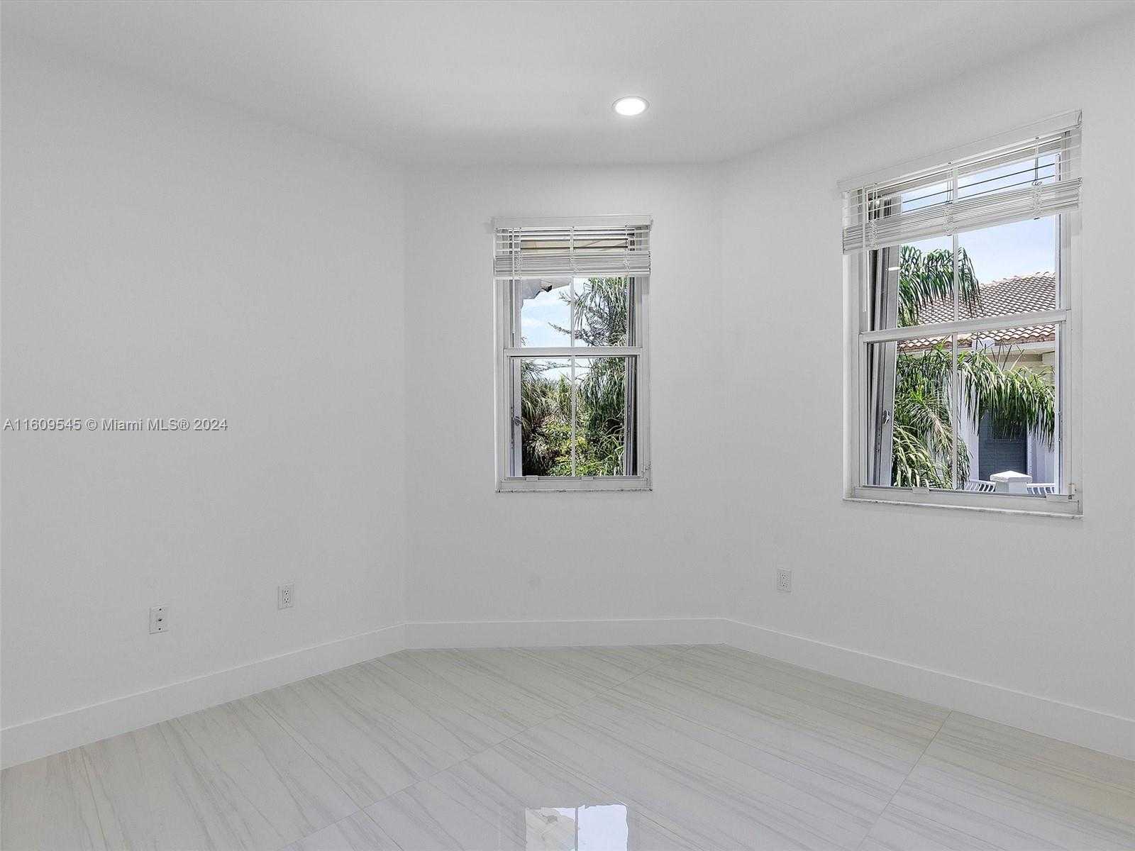 Small Image of 21301 NORTH EAST 38TH AVE #58, Aventura Number 31