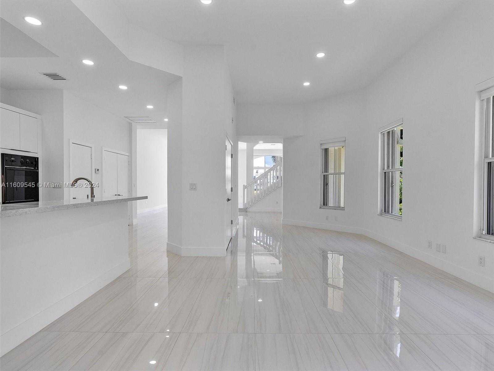 Small Image of 21301 NORTH EAST 38TH AVE #58, Aventura Number 4