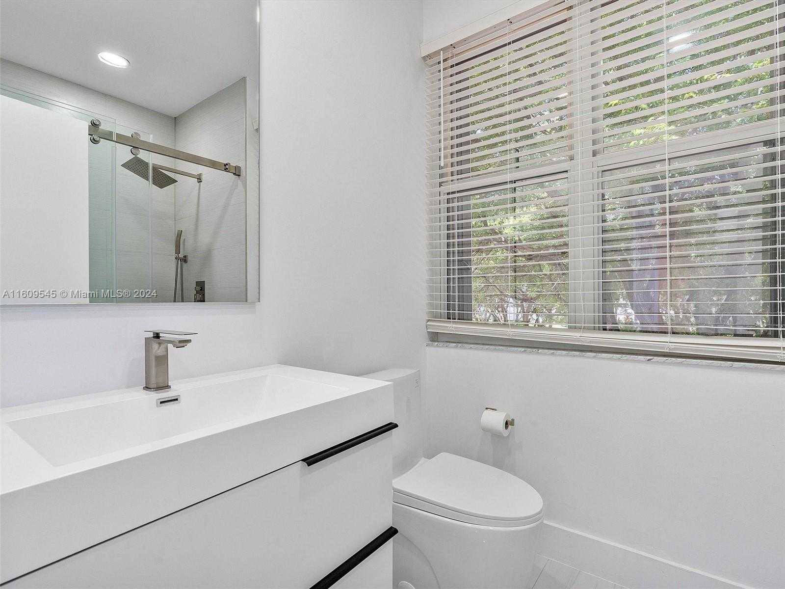 Small Image of 21301 NORTH EAST 38TH AVE #58, Aventura Number 42