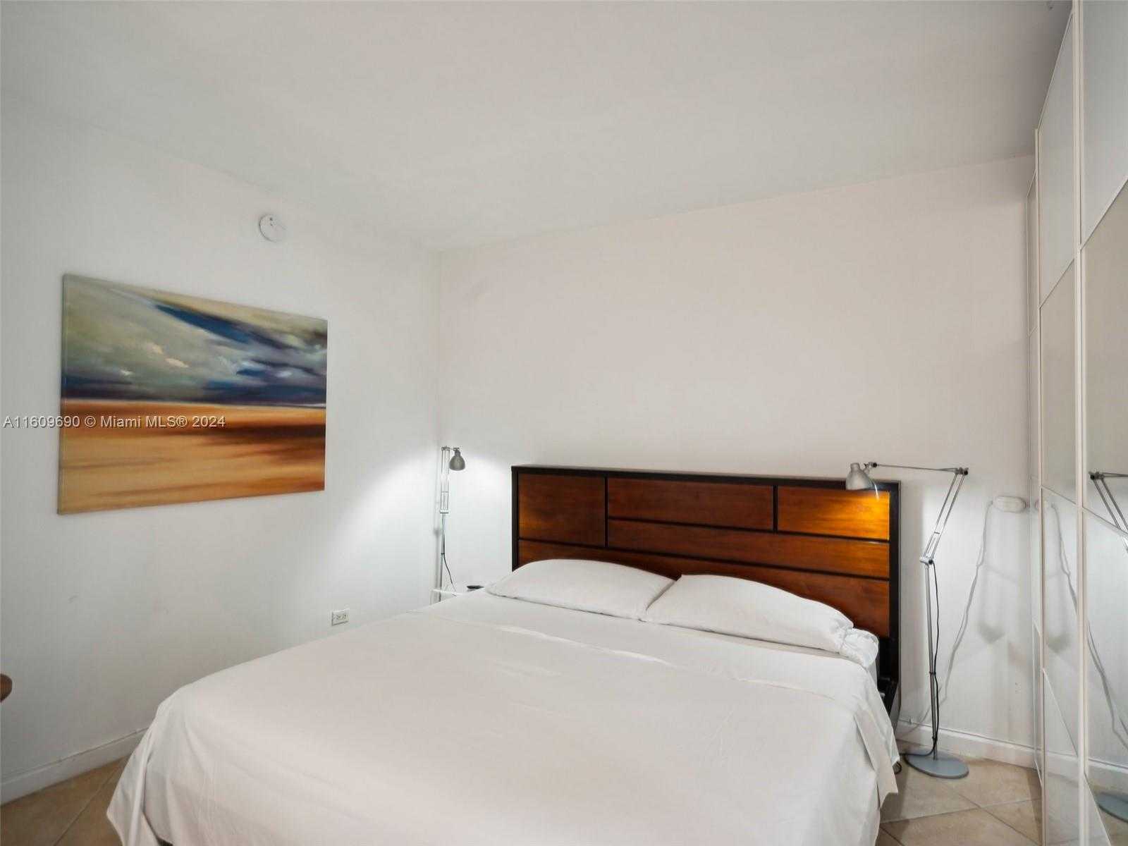 Small Image of 2301 COLLINS AVE #523, Miami Beach Number 23