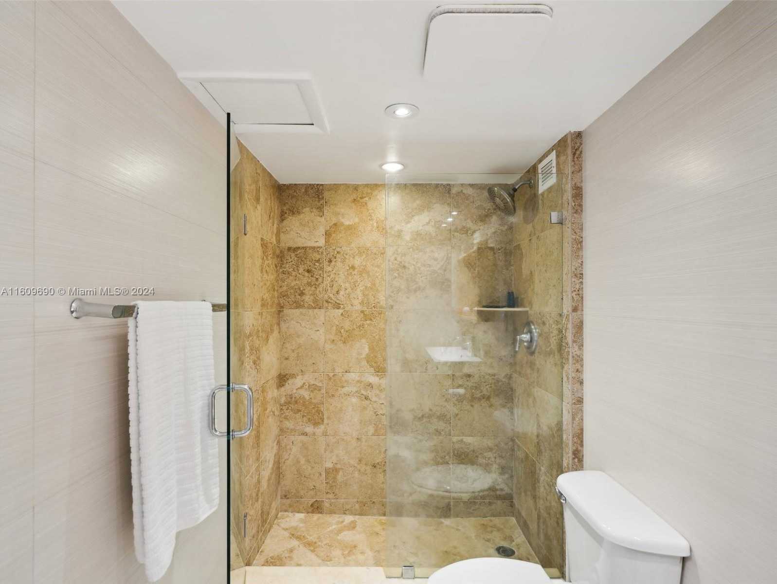 Small Image of 2301 COLLINS AVE #523, Miami Beach Number 26
