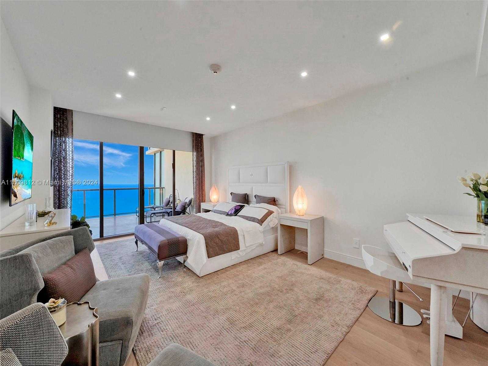 Small Image of 9703 #2501/03, Bal Harbour Number 17