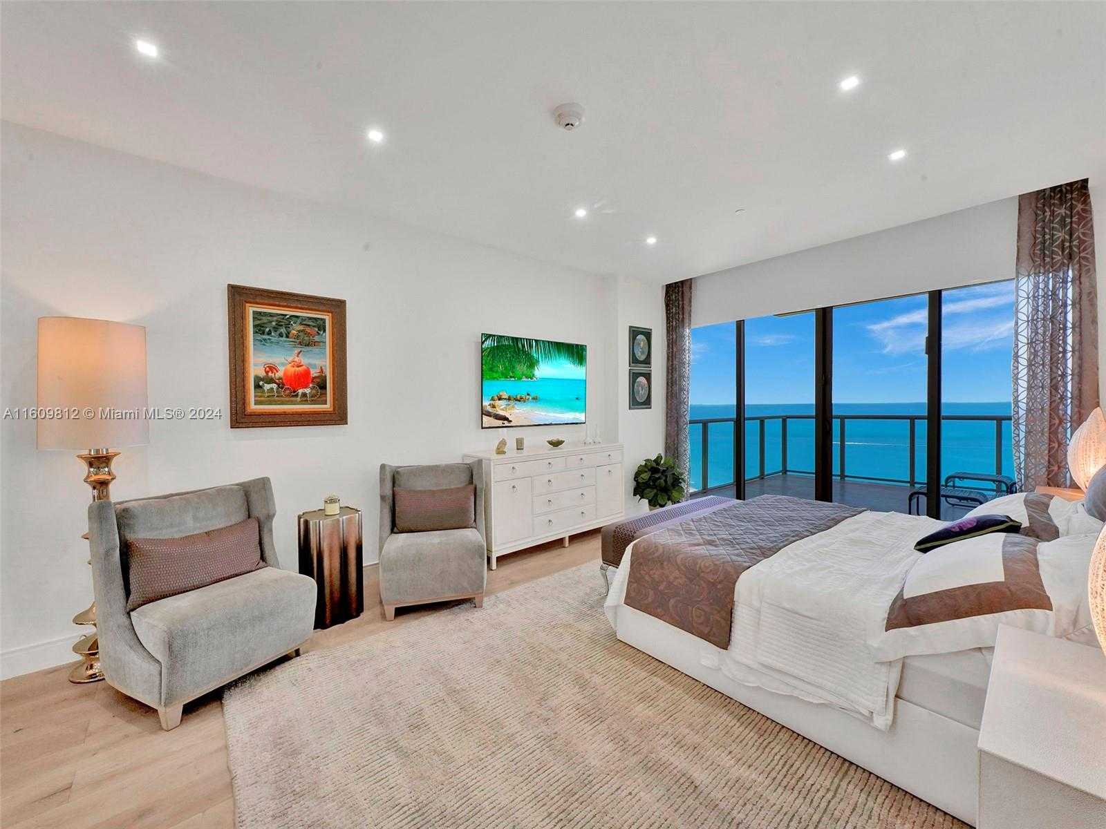 Small Image of 9703 #2501/03, Bal Harbour Number 18