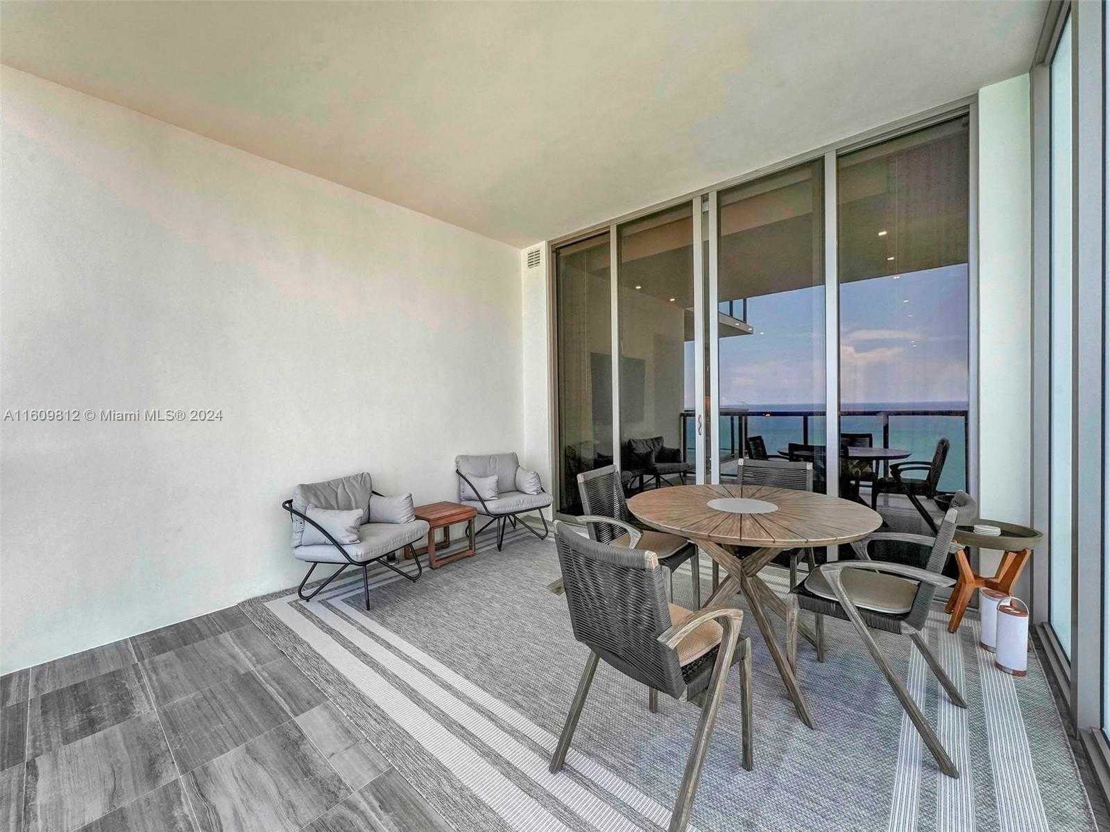Small Image of 9703 #2501/03, Bal Harbour Number 23