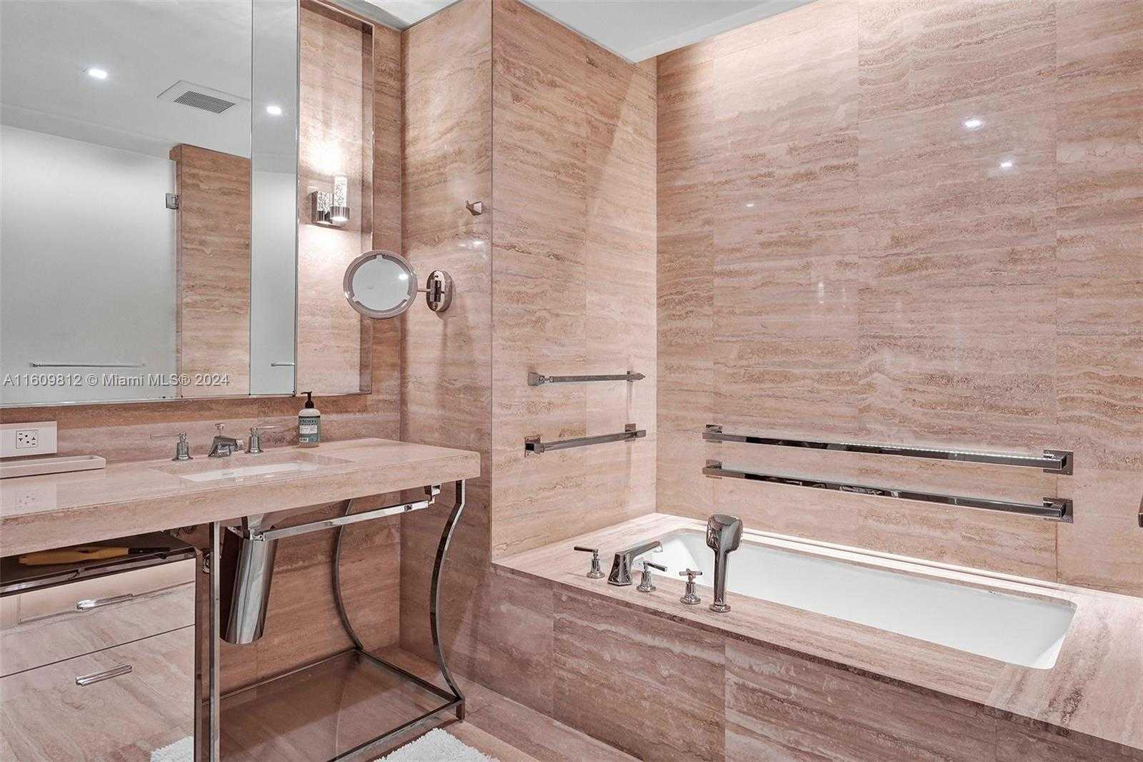 Small Image of 9703 #2501/03, Bal Harbour Number 46
