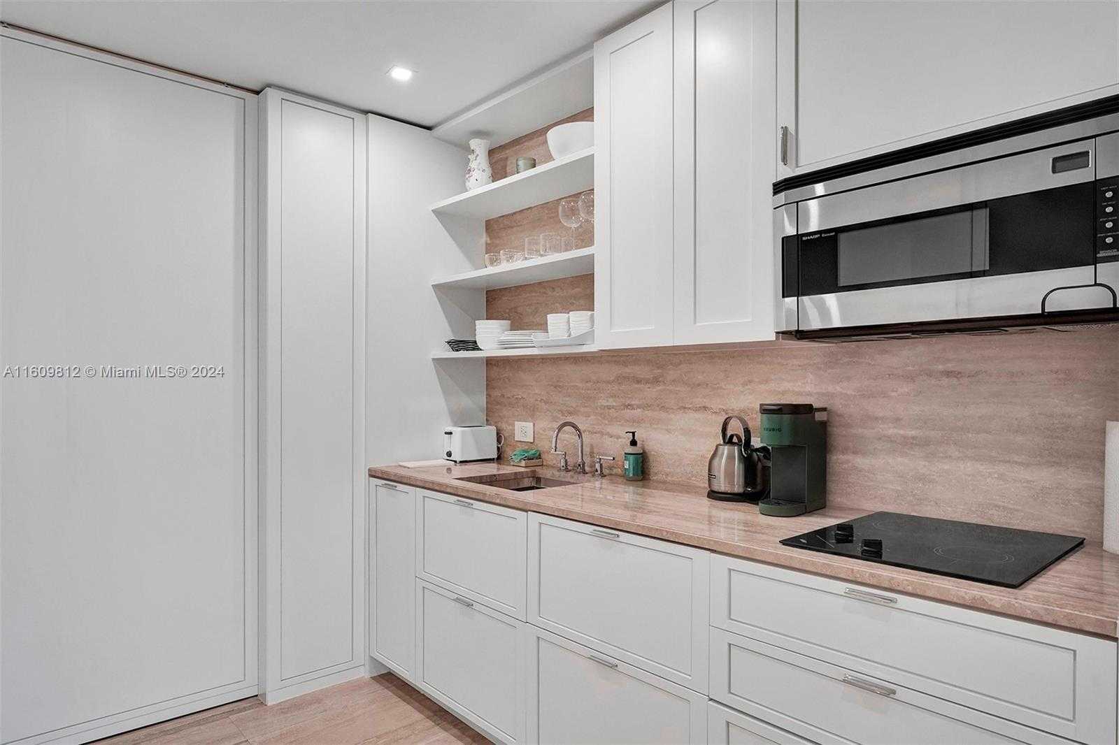 Small Image of 9703 #2501/03, Bal Harbour Number 51