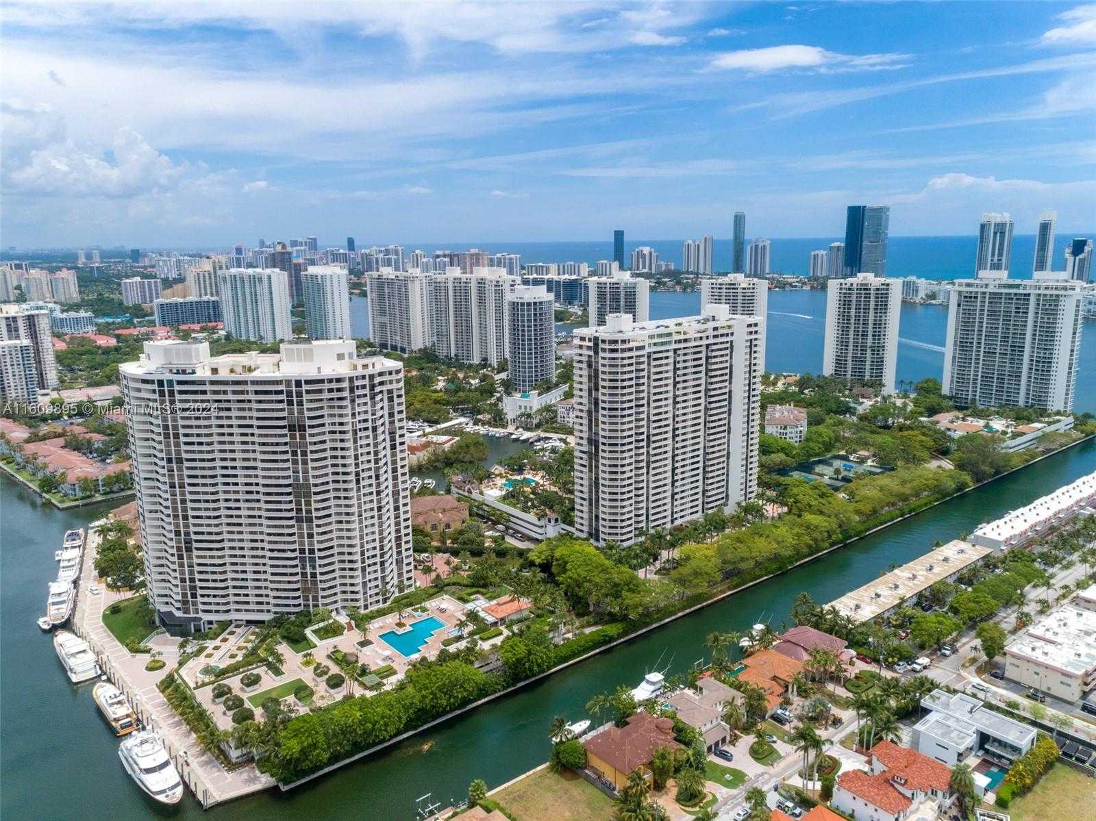 Small Image of 2000 ISLAND BLVD #910, Aventura Number 2