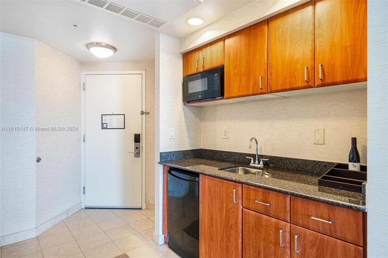 Small Image of 18001 COLLINS AVE #3006, Sunny Isles Beach Number 10