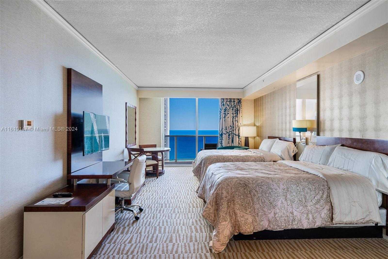 Small Image of 18001 COLLINS AVE #3006, Sunny Isles Beach Number 3
