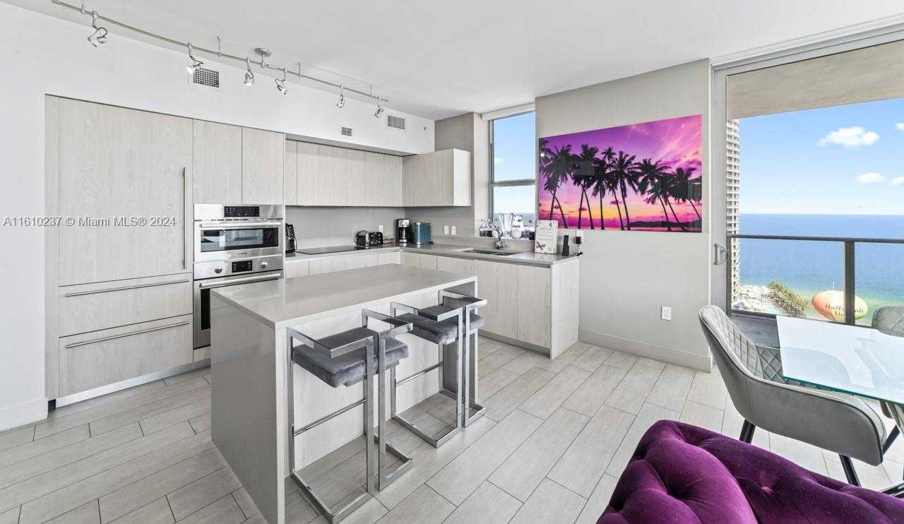 Small Image of 4010 SOUTH OCEAN DR #R2409, Hollywood Number 11