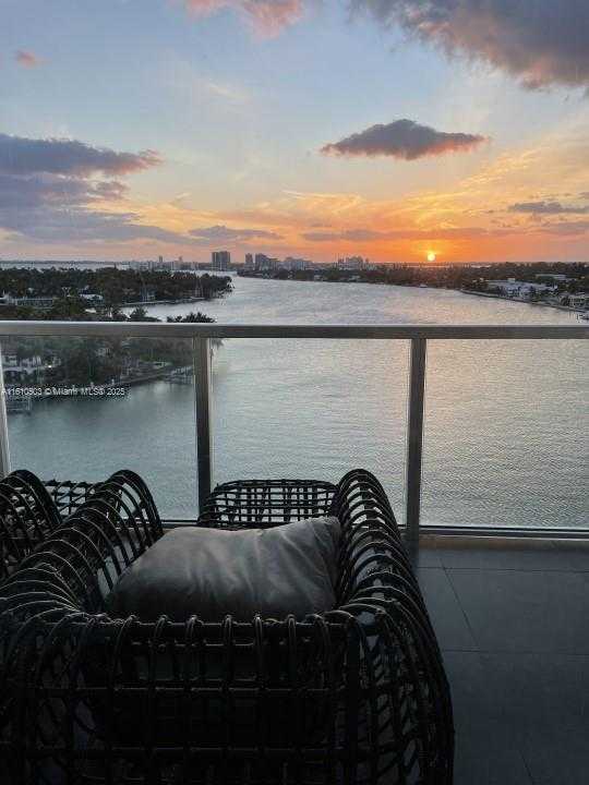Small Image of 6700 INDIAN CREEK DR #1208, Miami Beach Number 3