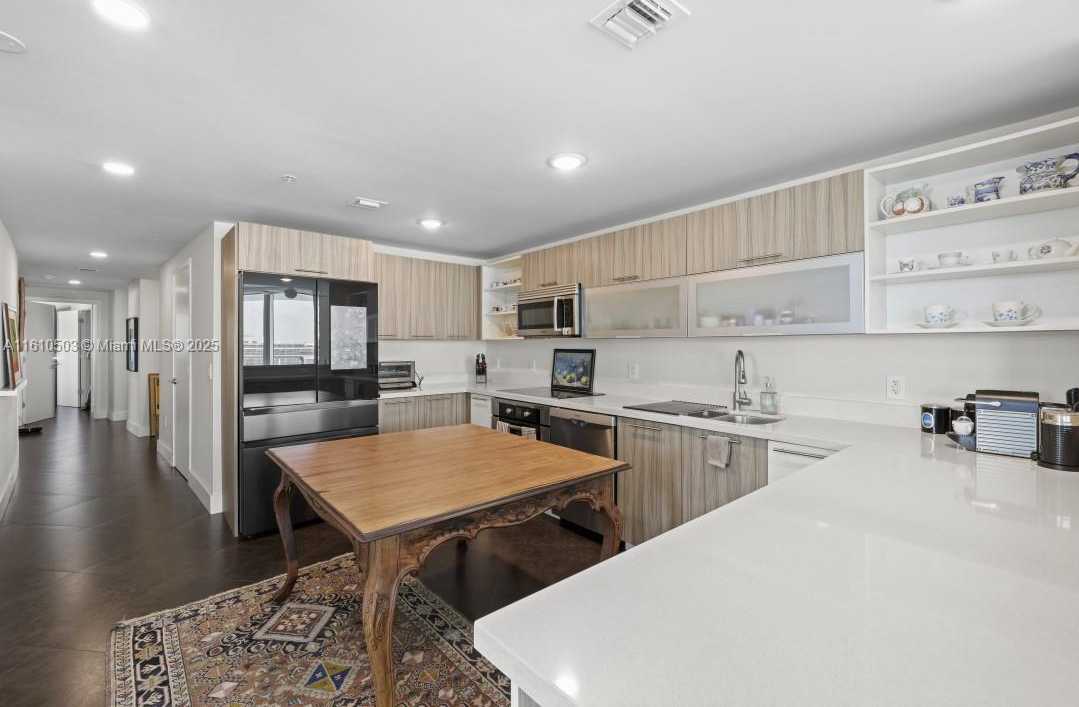 Small Image of 6700 INDIAN CREEK DR #1208, Miami Beach Number 7