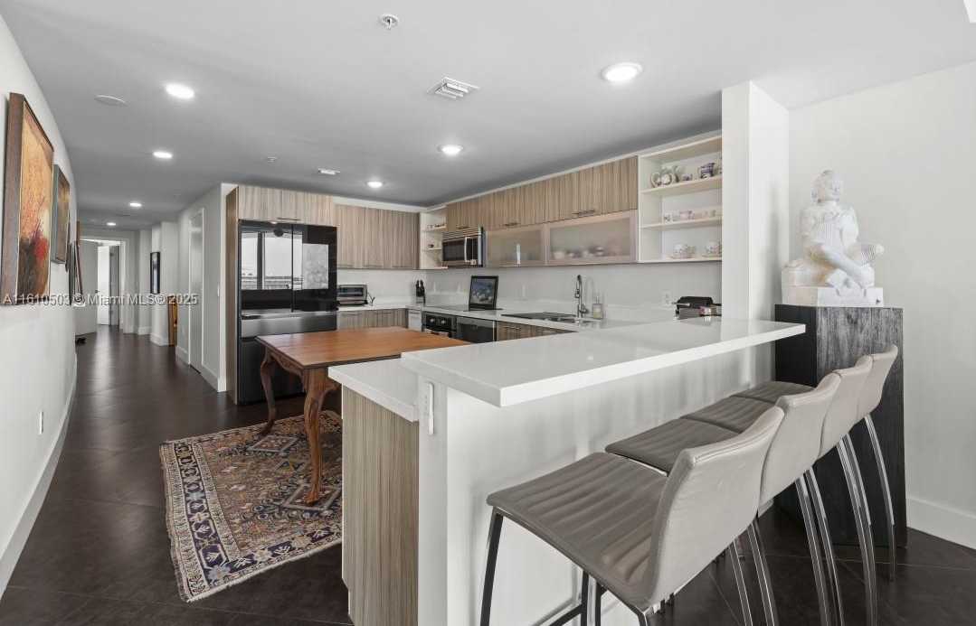 Small Image of 6700 INDIAN CREEK DR #1208, Miami Beach Number 8