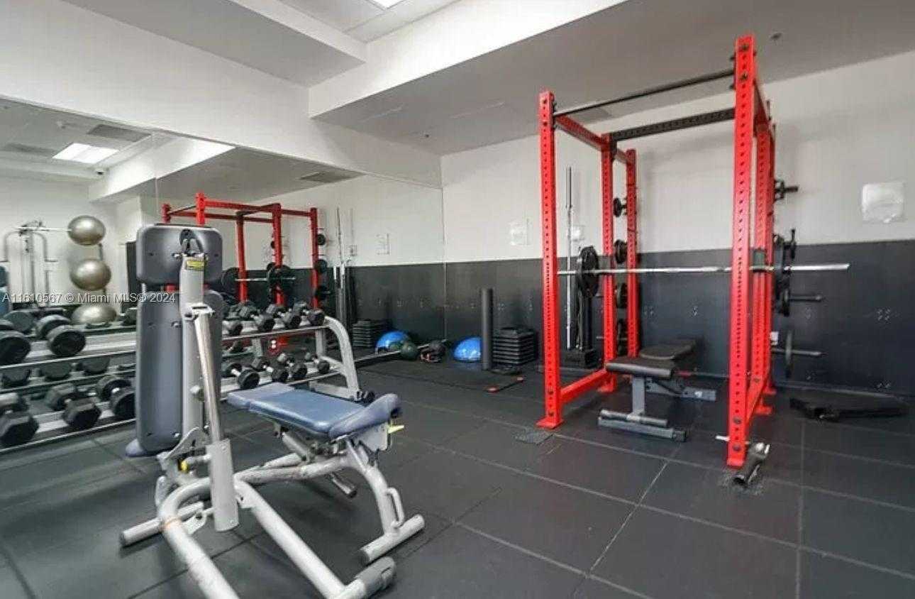 Small Image of 1200 BRICKELL BAY DR #1610, Miami Number 20