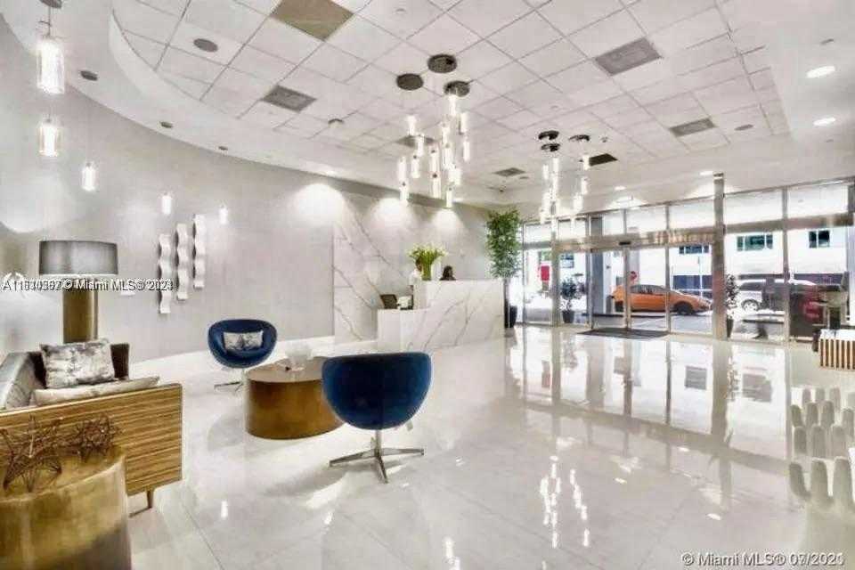 Small Image of 1200 BRICKELL BAY DR #1610, Miami Number 23