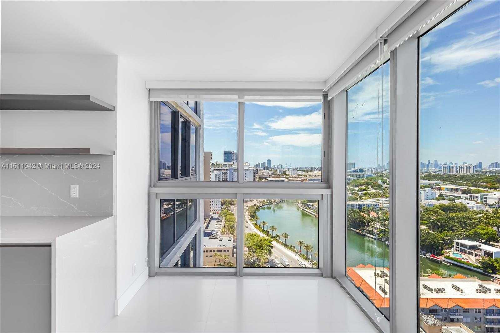 Small Image of 2655 COLLINS AVE #2302, Miami Beach Number 24