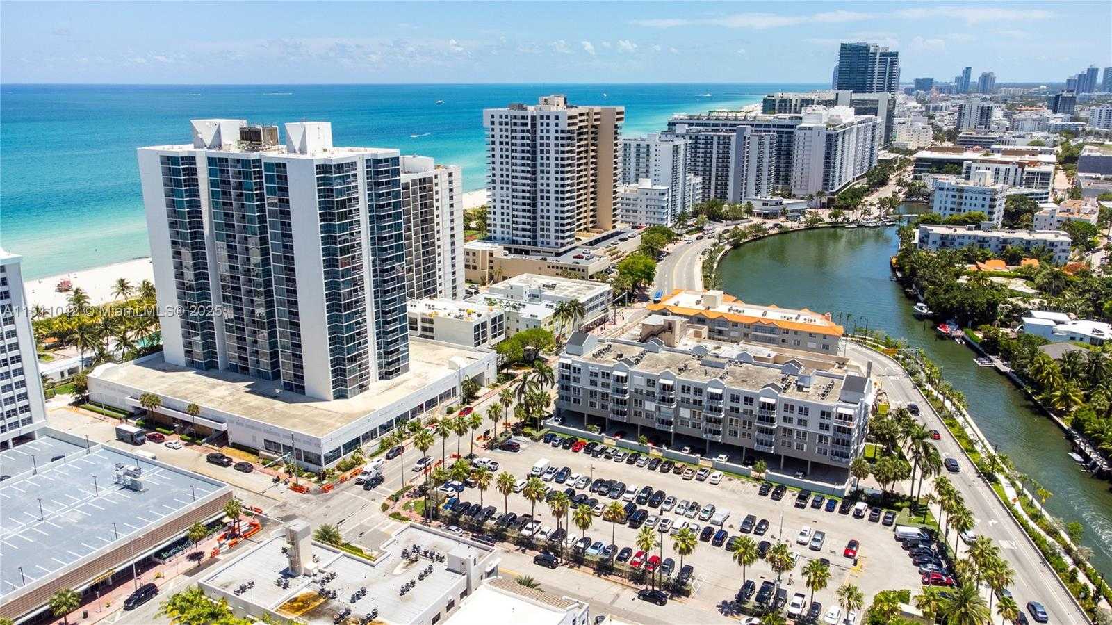 Small Image of 2655 COLLINS AVE #2302, Miami Beach Number 60