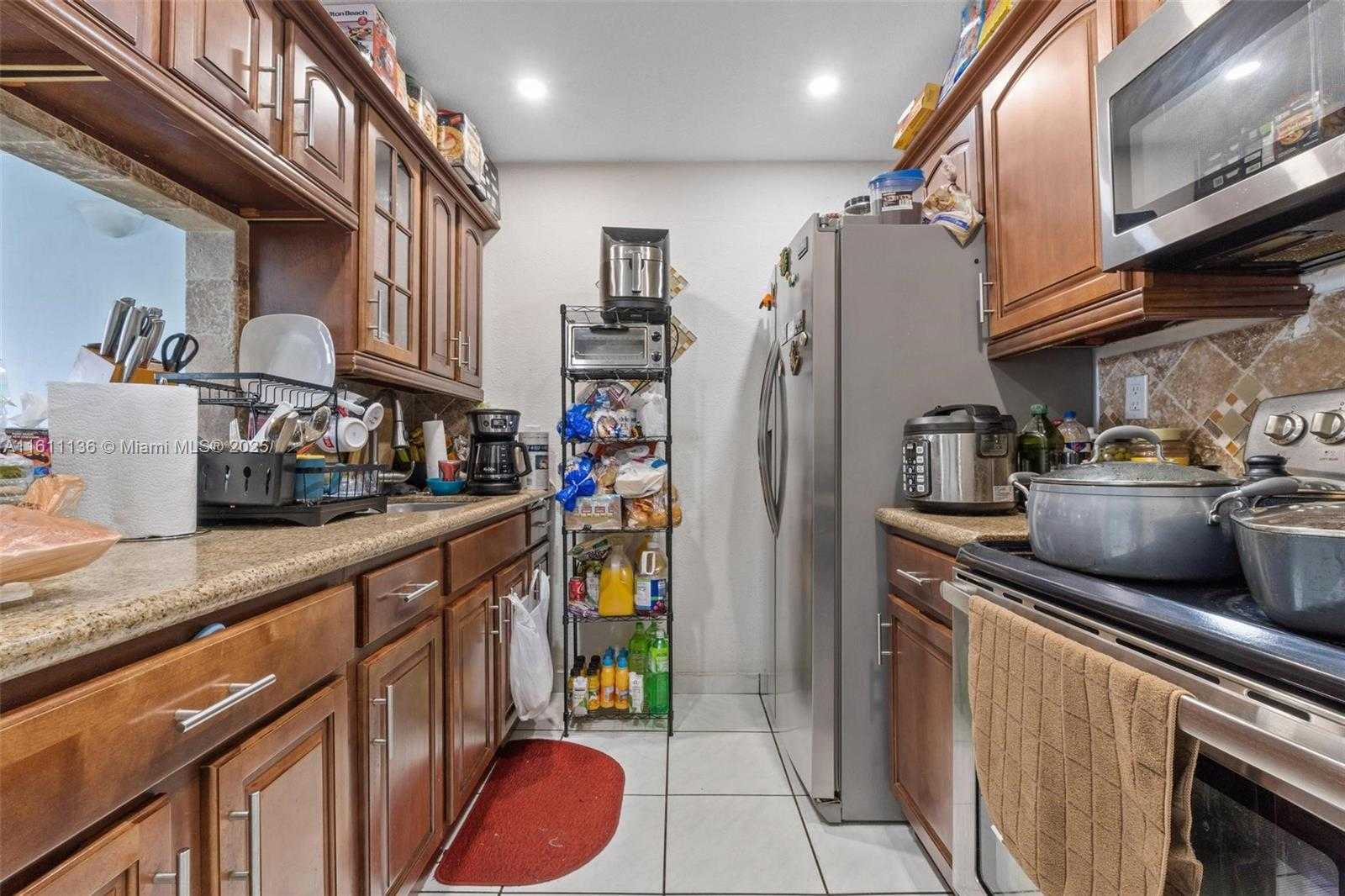 Small Image of 310 NORTH WEST 107TH AVE #202, Miami Number 18