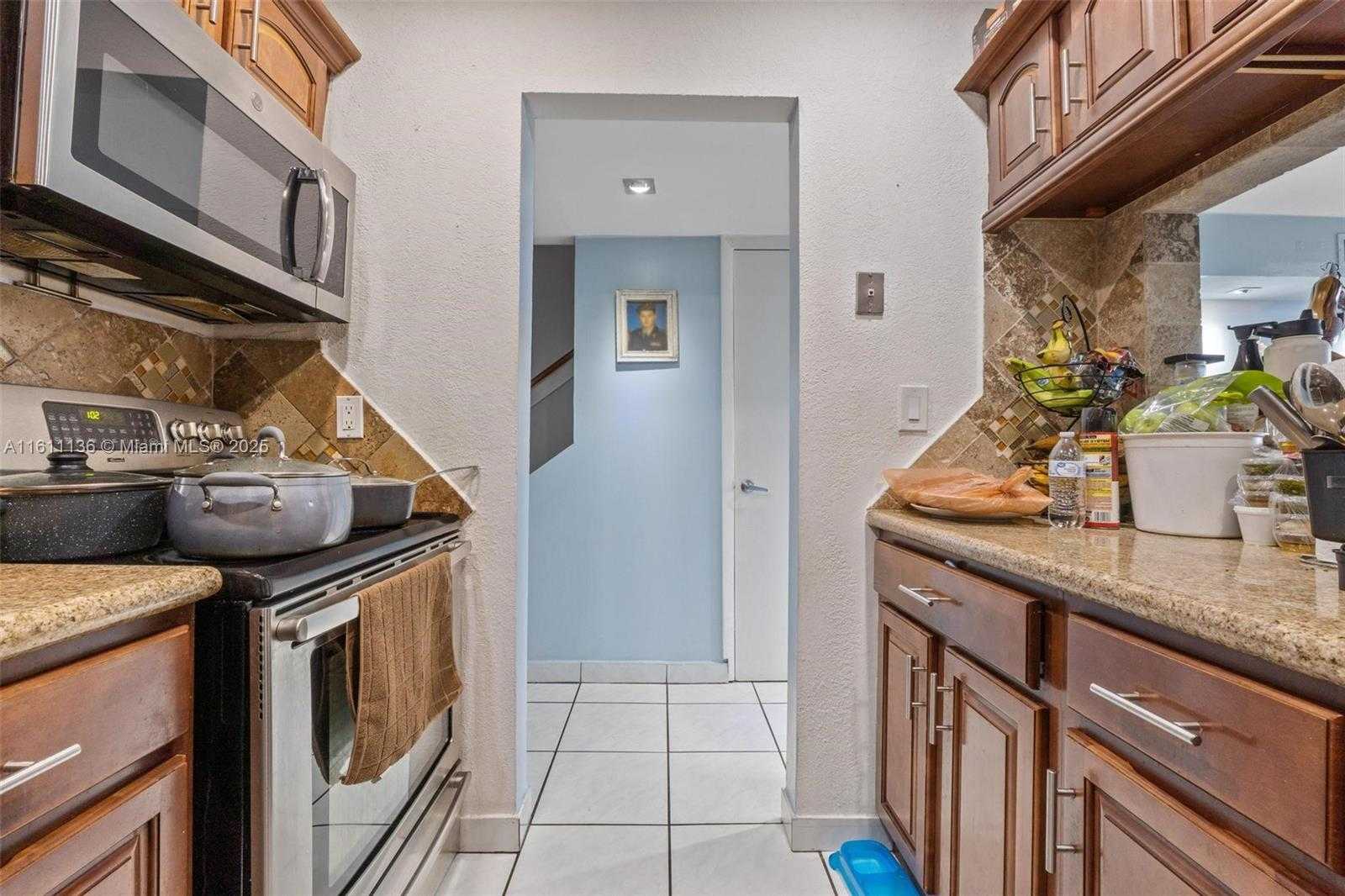 Small Image of 310 NORTH WEST 107TH AVE #202, Miami Number 19