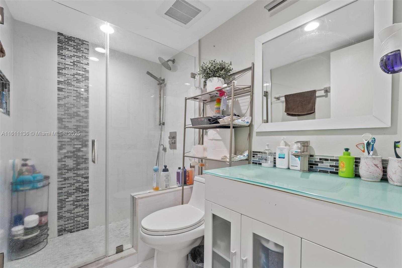 Small Image of 310 NORTH WEST 107TH AVE #202, Miami Number 23