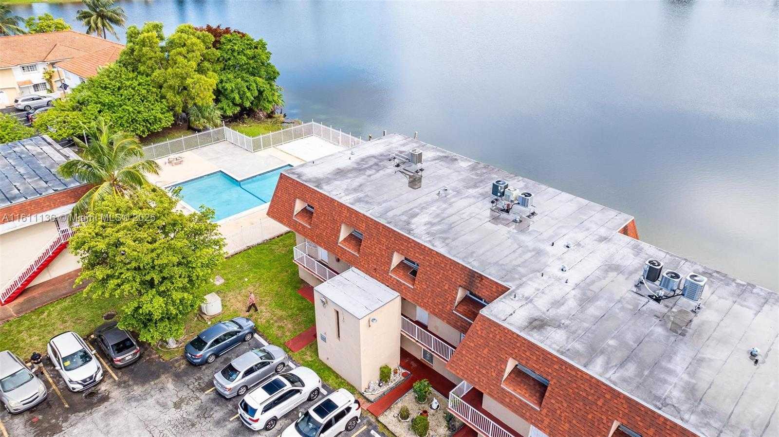 Small Image of 310 NORTH WEST 107TH AVE #202, Miami Number 8