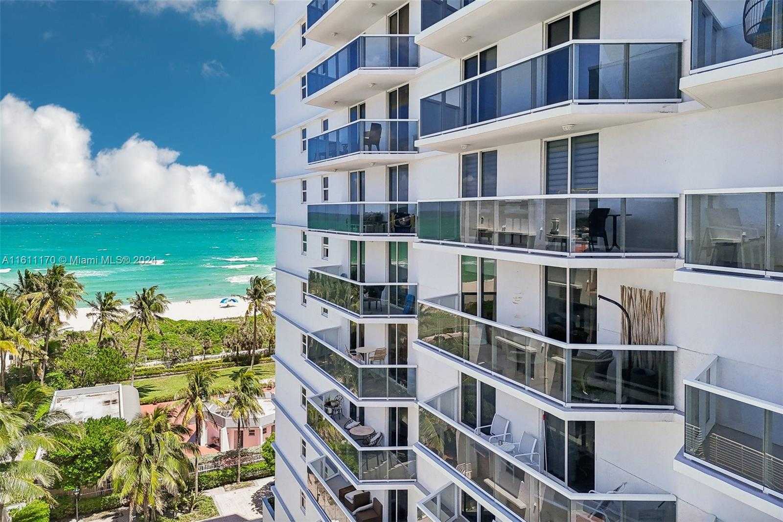 Small Image of 2401 COLLINS AVE #1011, Miami Beach Number 19