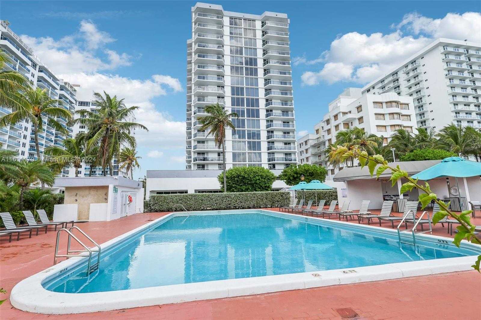 Small Image of 2401 COLLINS AVE #1011, Miami Beach Number 30