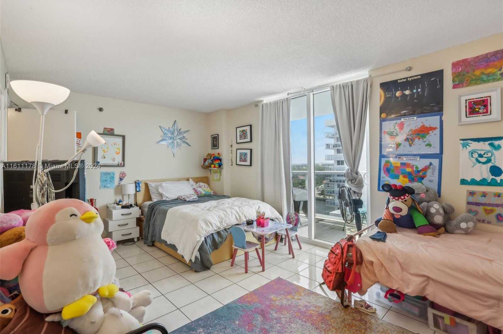 Small Image of 2401 COLLINS AVE #1612, Miami Beach Number 9