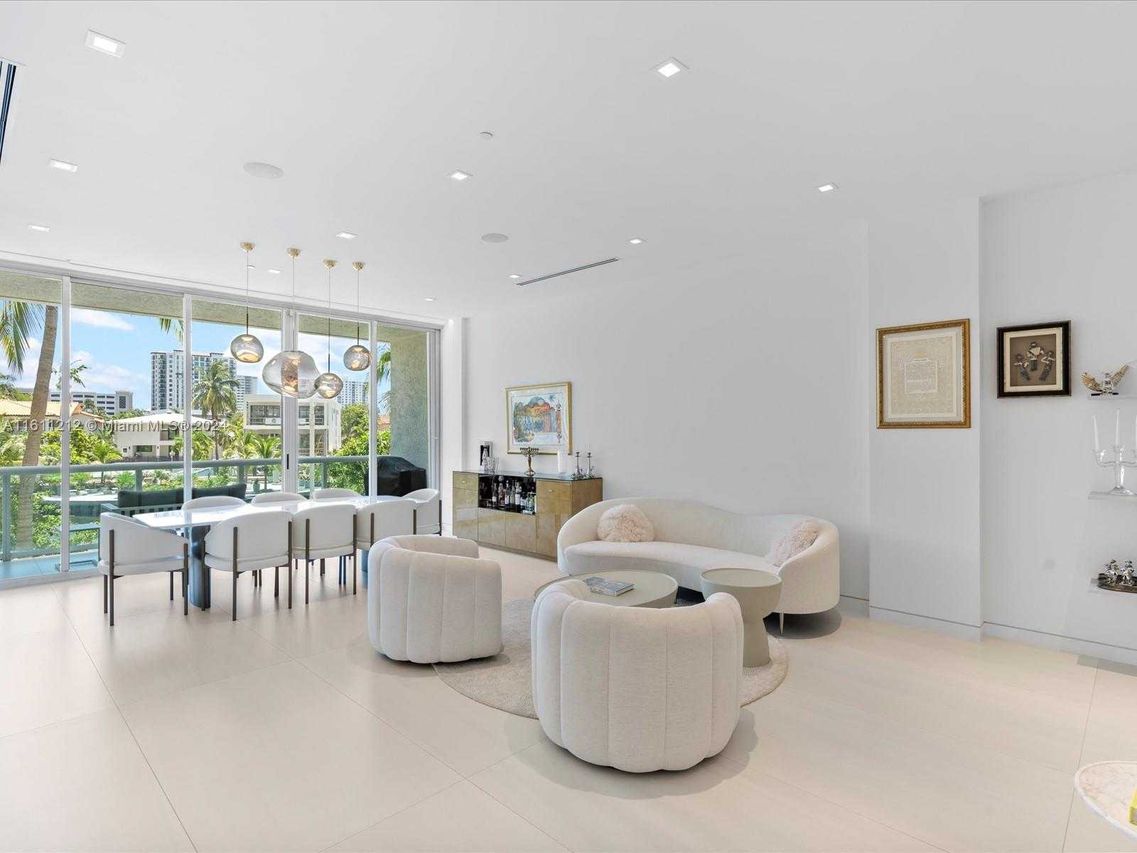 Small Image of 16500 COLLINS AVE #TH-8, Sunny Isles Beach Number 2