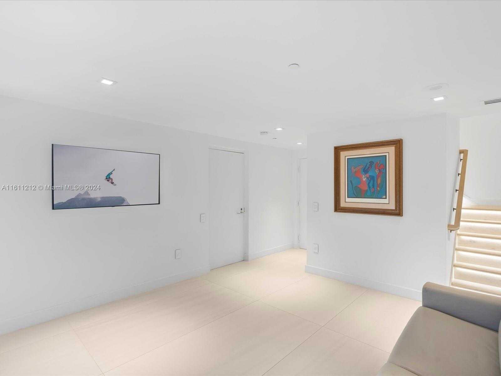 Small Image of 16500 COLLINS AVE #TH-8, Sunny Isles Beach Number 28