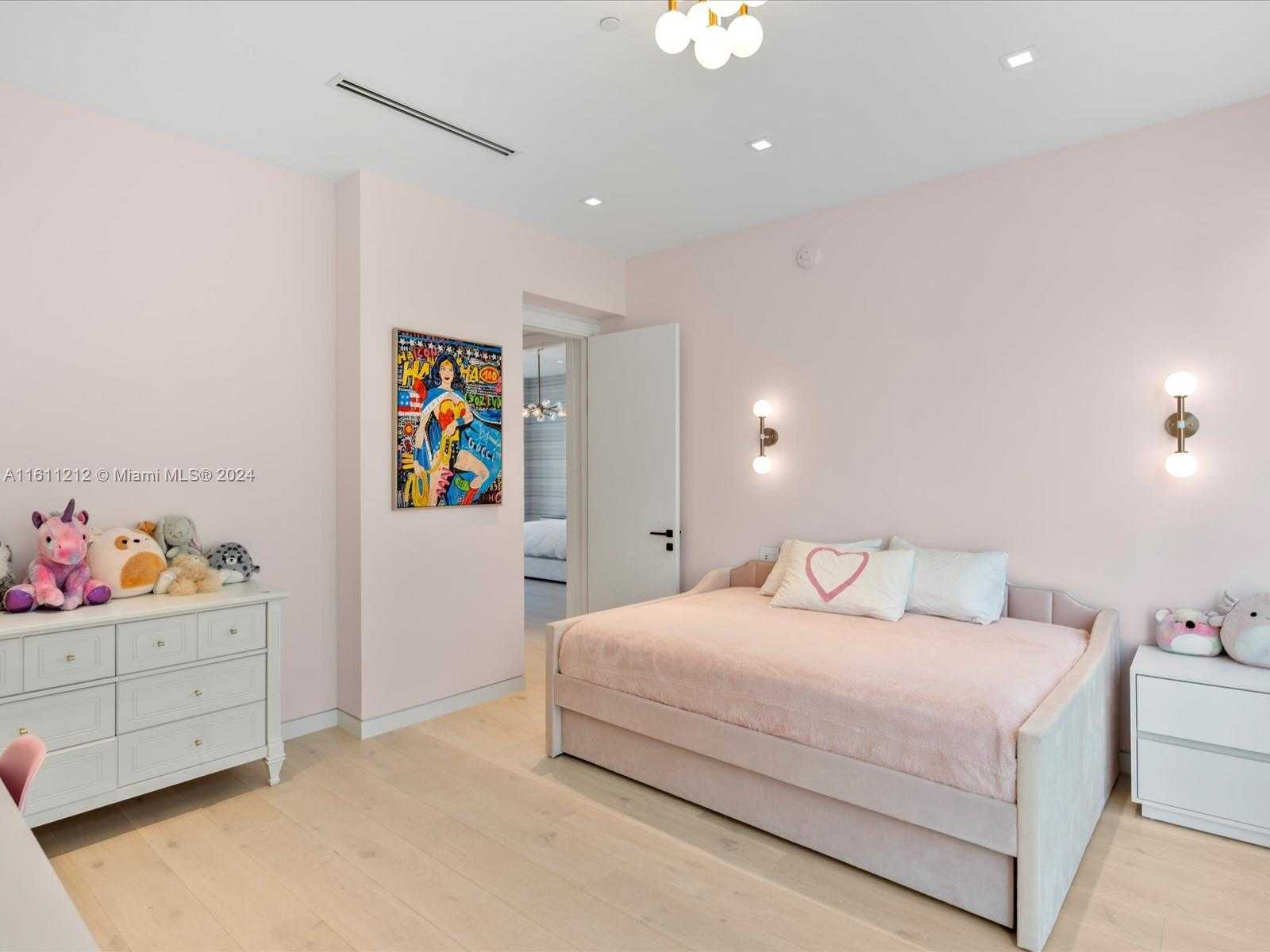 Small Image of 16500 COLLINS AVE #TH-8, Sunny Isles Beach Number 32