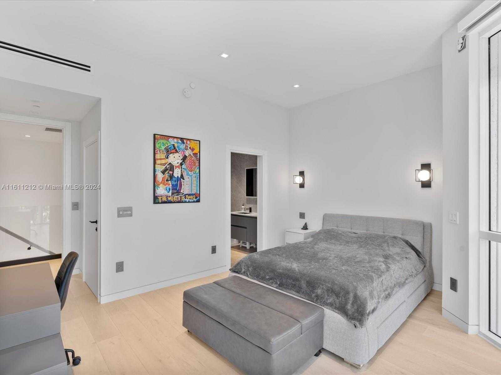Small Image of 16500 COLLINS AVE #TH-8, Sunny Isles Beach Number 38