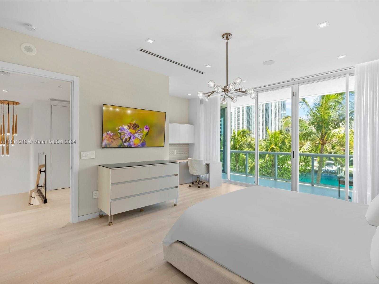 Small Image of 16500 COLLINS AVE #TH-8, Sunny Isles Beach Number 43