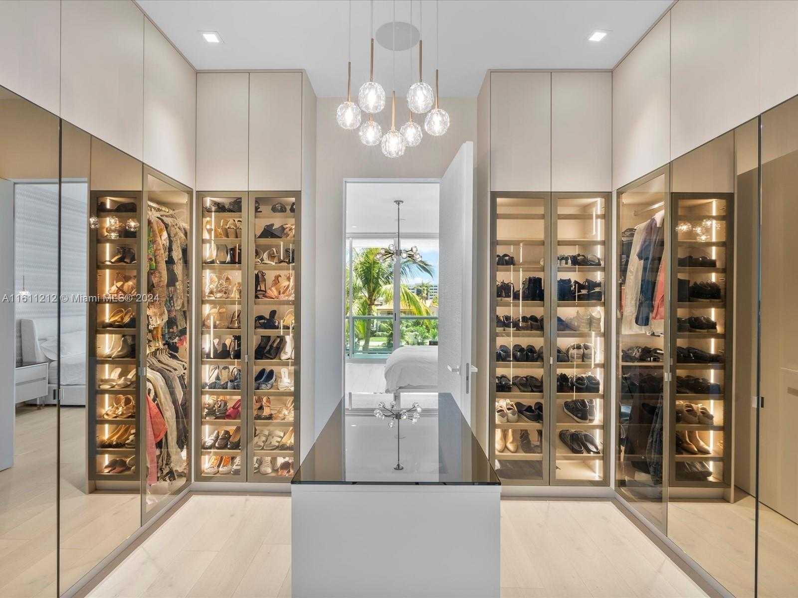 Small Image of 16500 COLLINS AVE #TH-8, Sunny Isles Beach Number 46