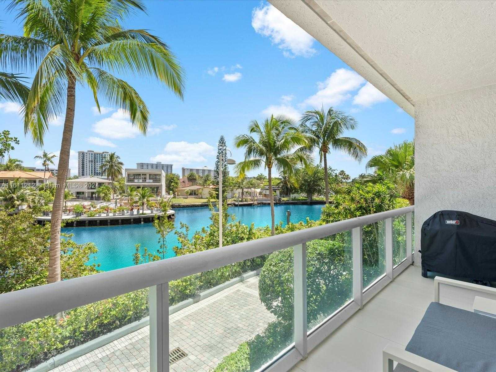Small Image of 16500 COLLINS AVE #TH-8, Sunny Isles Beach Number 54