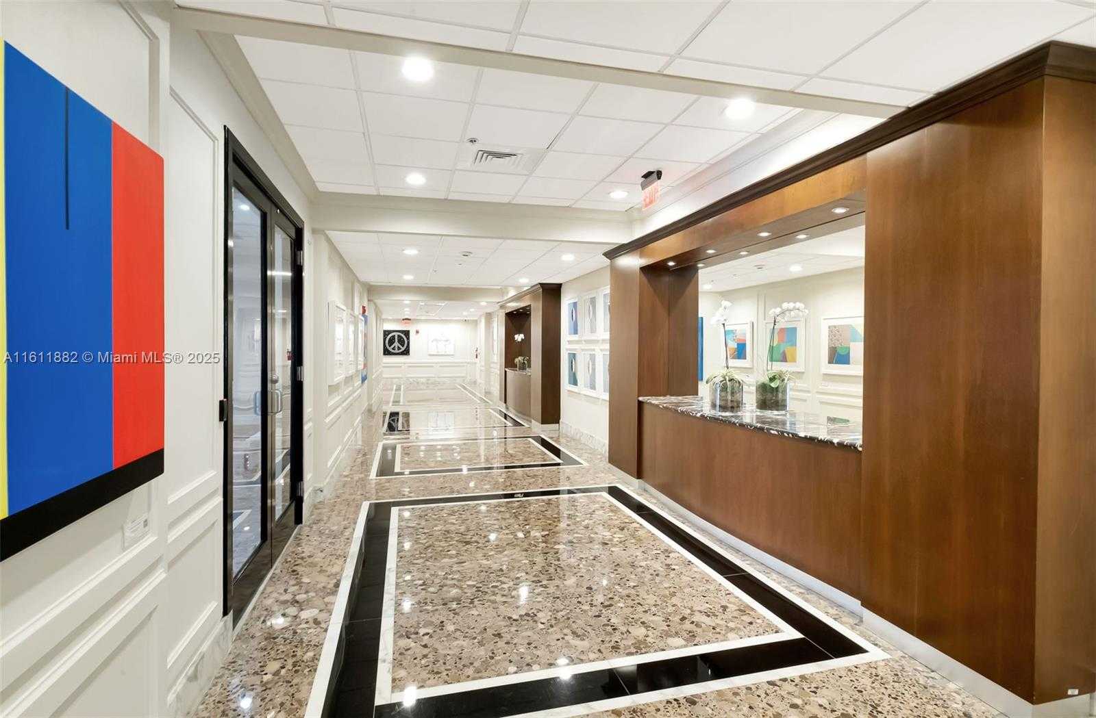 Small Image of 5600 COLLINS AVE #16F, Miami Beach Number 24