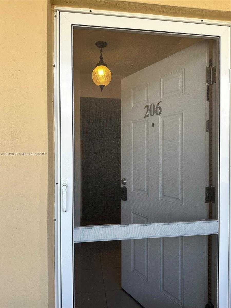 Small Image of 1750 NORTH EAST 191ST ST #206-1, Miami Number 2