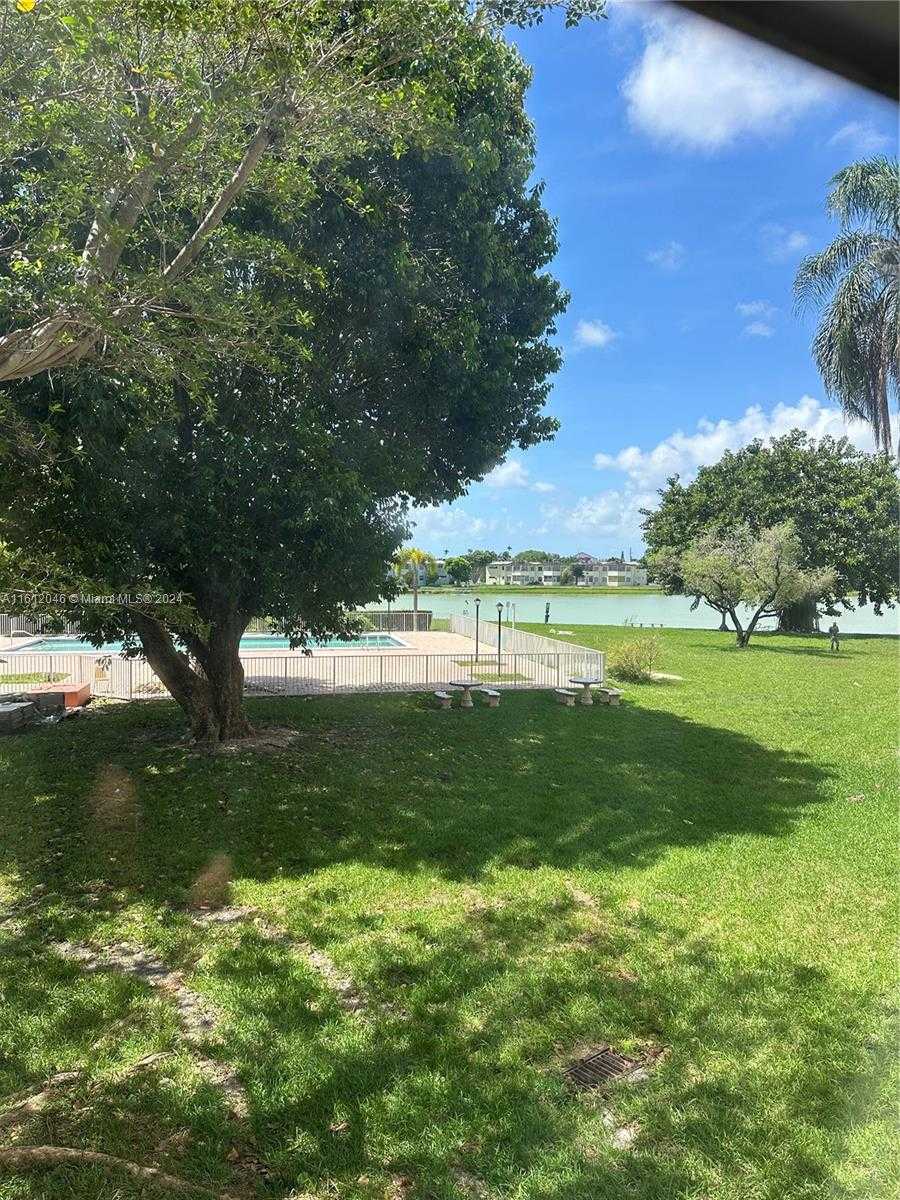 Small Image of 1750 NORTH EAST 191ST ST #206-1, Miami Number 29