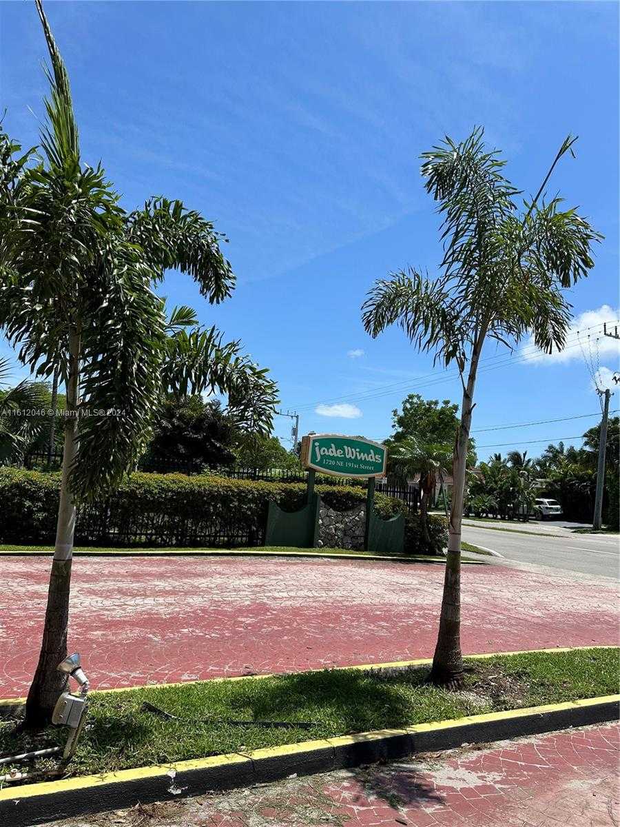 Small Image of 1750 NORTH EAST 191ST ST #206-1, Miami Number 40