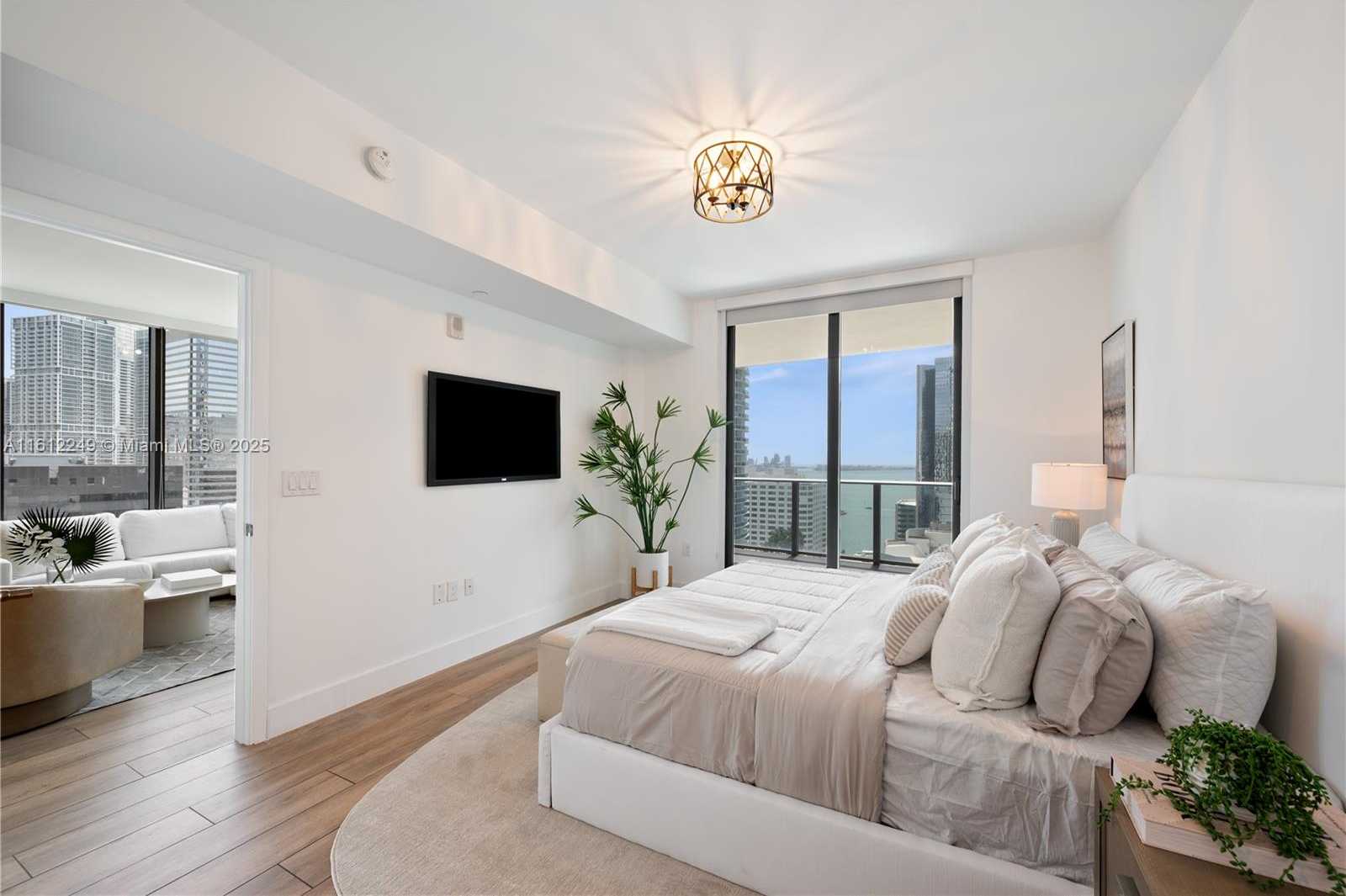 Small Image of 1010 BRICKELL AVE #2201, Miami Number 16